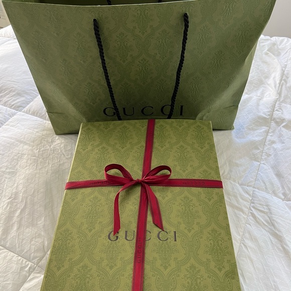 Gucci Padlock Medium Handbag Coated Canvas with Black Leather Trim + Box & Bag!! - Picture 3 of 9